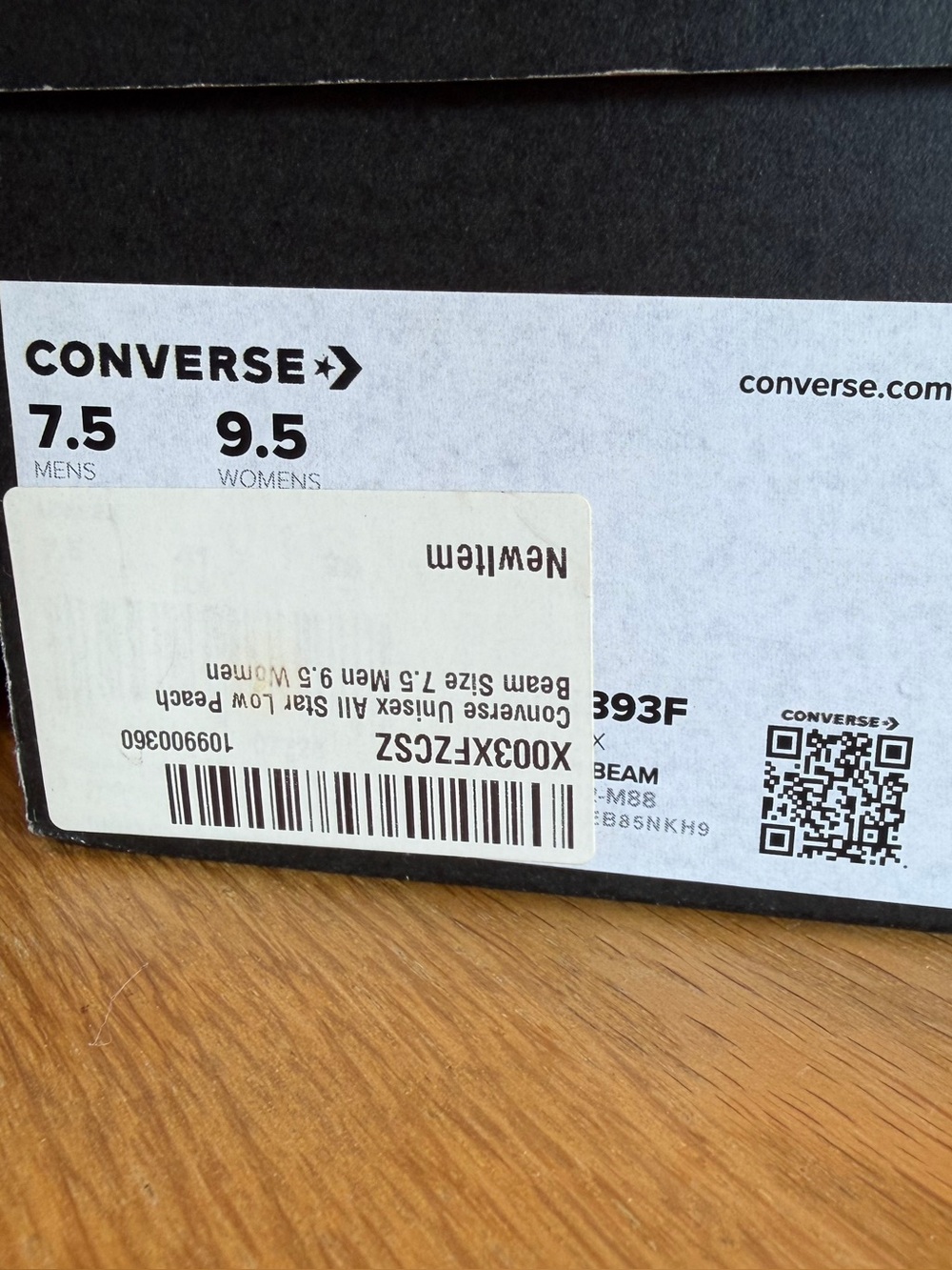 NIB Converse Low Top in Peach W9.5 - Picture 4 of 4